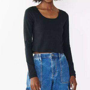 Juniors' Size Large SO® Black Long Sleeve Cropped Scoopneck Top NWT